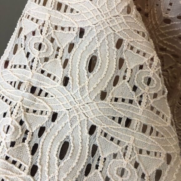 Ronni Nicole pink lace eyelet bell sleeve dress size medium - Picture 6 of 14